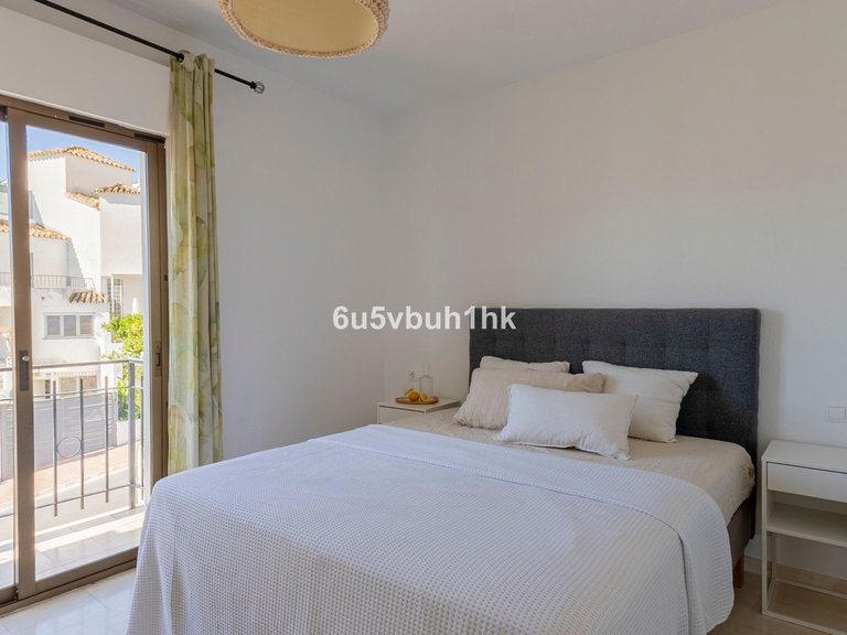 Villa for Sale in Benalmadena Costa, Malaga 33