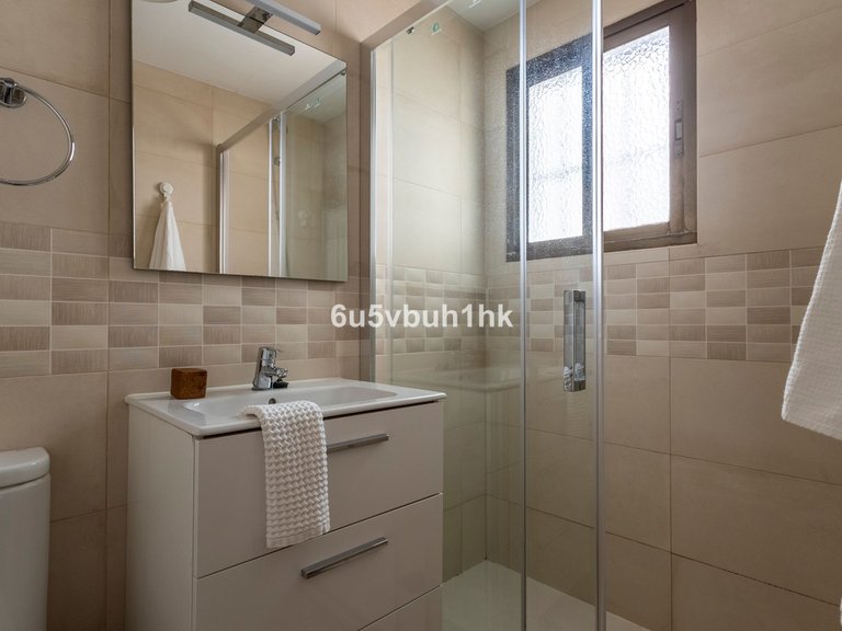 Villa for Sale in Benalmadena Costa, Malaga 43