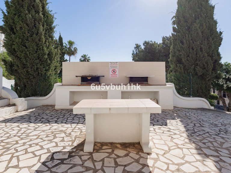 Villa for Sale in Benalmadena Costa, Malaga 7