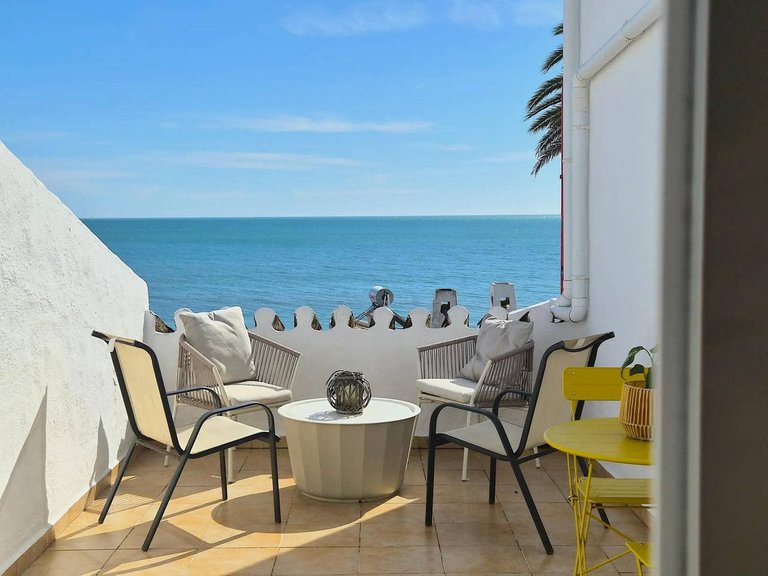 Apartment for Sale in Estepona, Malaga 1