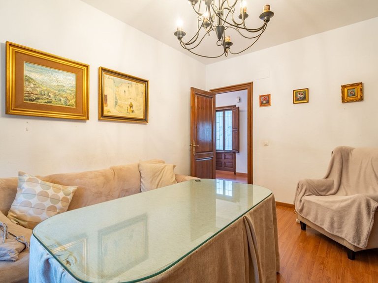 Villa for Sale in Mayorazgo, Malaga 10