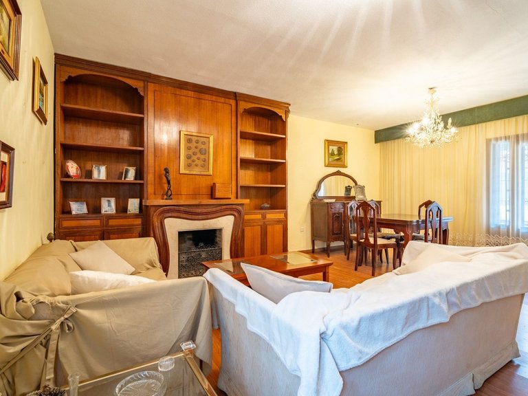 Villa for Sale in Mayorazgo, Malaga 3