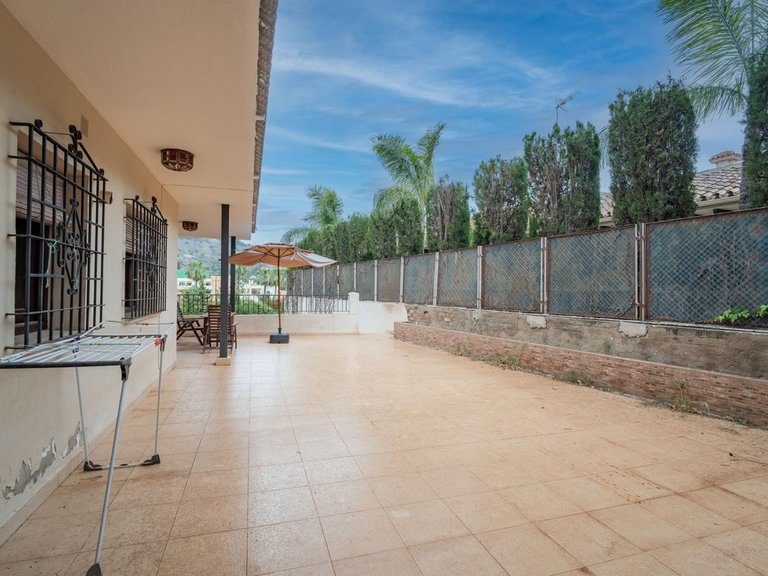 Villa for Sale in Mayorazgo, Malaga 33