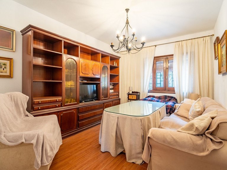 Villa for Sale in Mayorazgo, Malaga 9