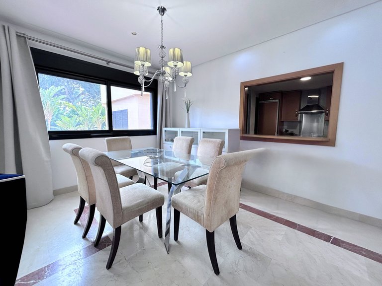 Apartment for Sale in Puerto Banús, Malaga 7