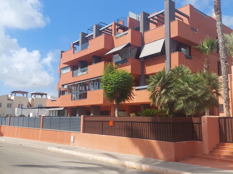 Apartment for Sale in Villamartin, Alicante 20