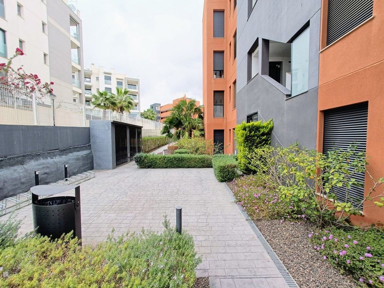 Apartment for Sale in Villamartin, Alicante 24