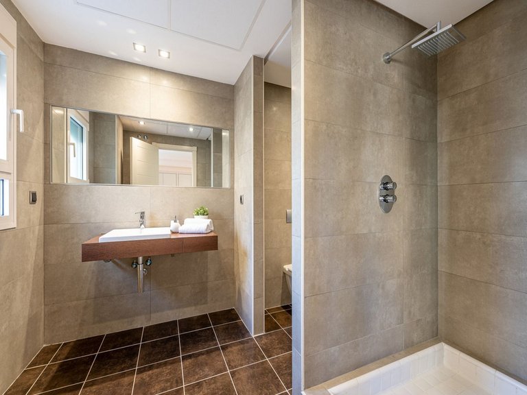 Apartment for Sale in New Golden Mile, Malaga 8