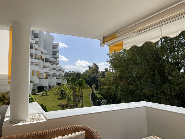 Apartment for Sale in San Pedro De Alcántara, Malaga 1
