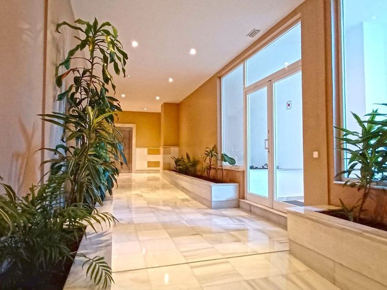 Apartment for Sale in Marbella, Malaga 37