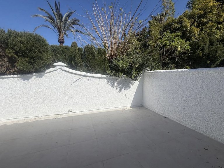 Apartment for Sale in Costa del Sol, Cortijo Blanco, Malaga 14