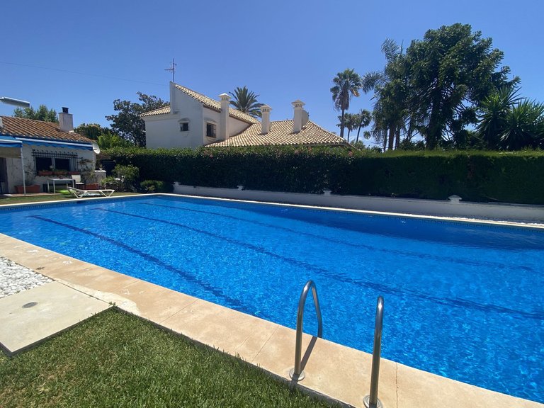 Apartment for Sale in Costa del Sol, Cortijo Blanco, Malaga 2