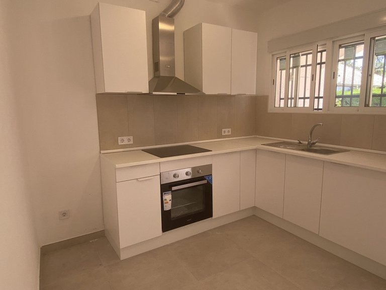 Apartment for Sale in Costa del Sol, Cortijo Blanco, Malaga 6
