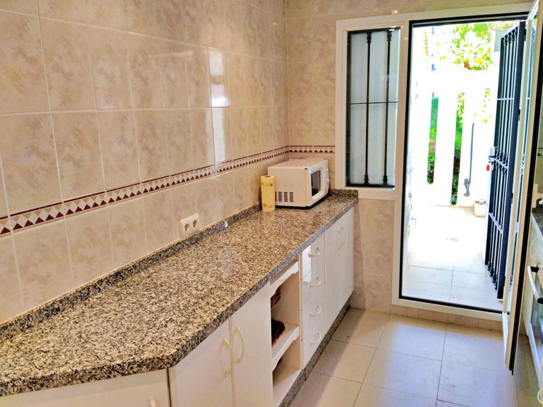 Apartment for Sale in Nueva Andalucía, Malaga 19