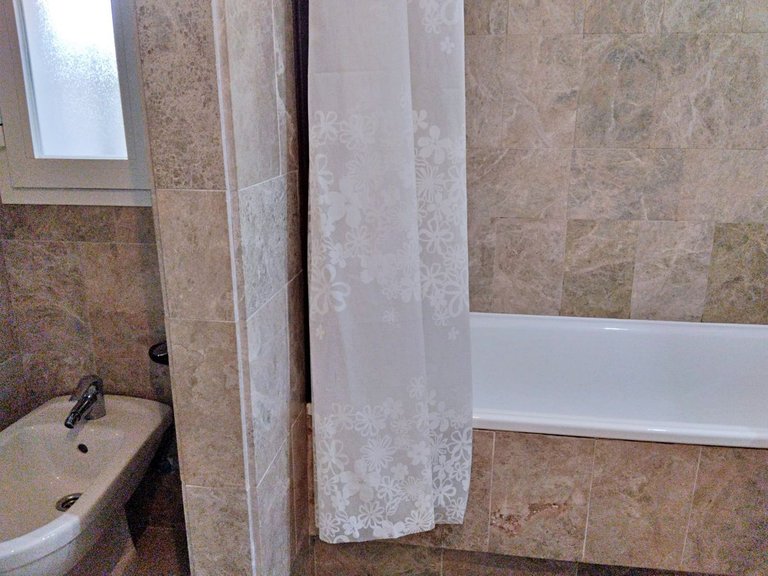 Apartment for Sale in Nueva Andalucía, Malaga 28