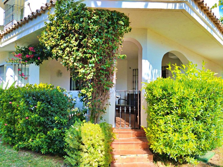 Apartment for Sale in Nueva Andalucía, Malaga 5