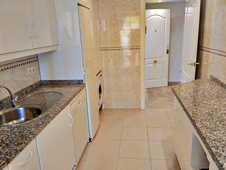 Apartment for Sale in Nueva Andalucía, Malaga 6