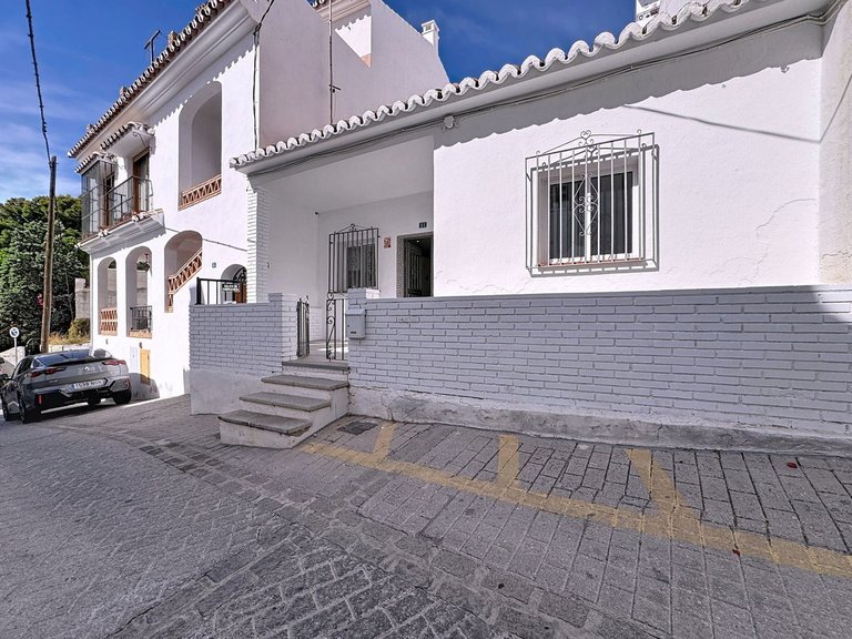 Villa for Sale in Mijas, Malaga 27