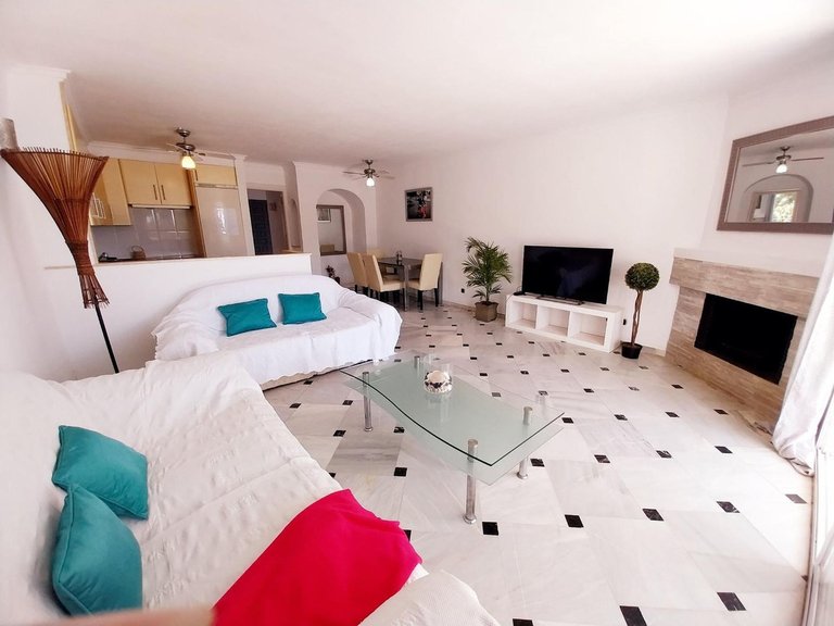 Villa for Sale in Calahonda, Malaga 2