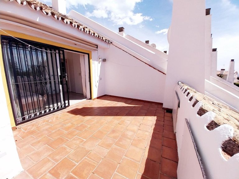 Villa for Sale in Calahonda, Malaga 29