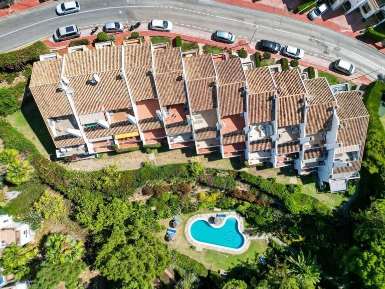Villa for Sale in Calahonda, Malaga 44