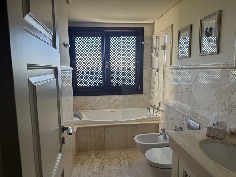 Apartment for Sale in Estepona, Malaga 5