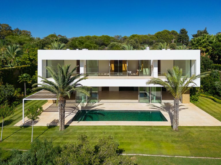 Villa for Sale in Casares, Malaga 1