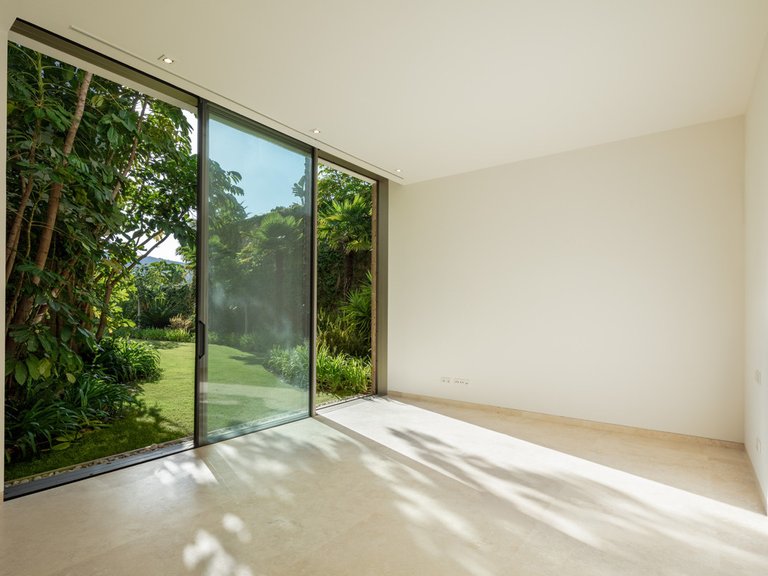 Villa for Sale in Casares, Malaga 12