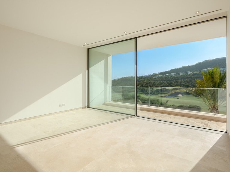Villa for Sale in Casares, Malaga 14