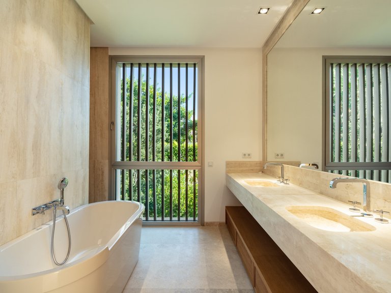 Villa for Sale in Casares, Malaga 15