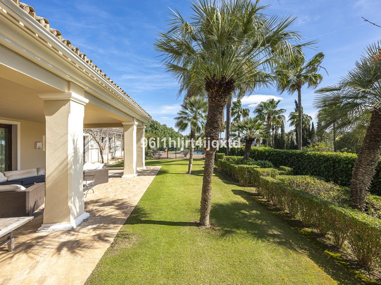Villa for Sale in Sotogrande Alto, Cadiz 15