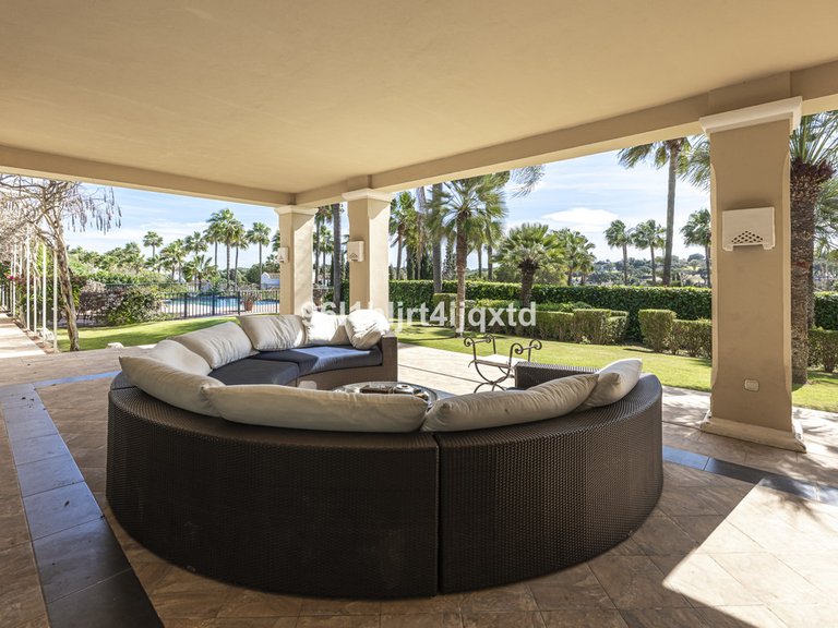 Villa for Sale in Sotogrande Alto, Cadiz 18