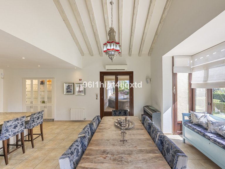 Villa for Sale in Sotogrande Alto, Cadiz 36