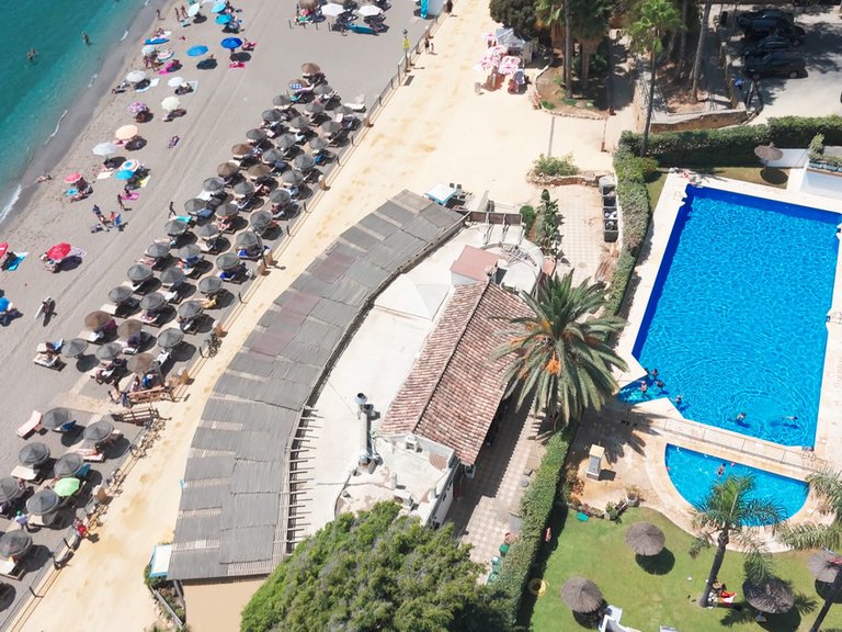 Villa for Sale in The Golden Mile, Malaga 4