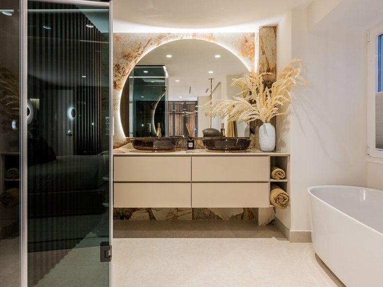 Penthouse for Sale in Los Monteros, Malaga 17
