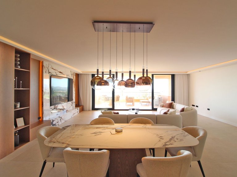 Apartment for Sale in Nueva Andalucía, Malaga 22