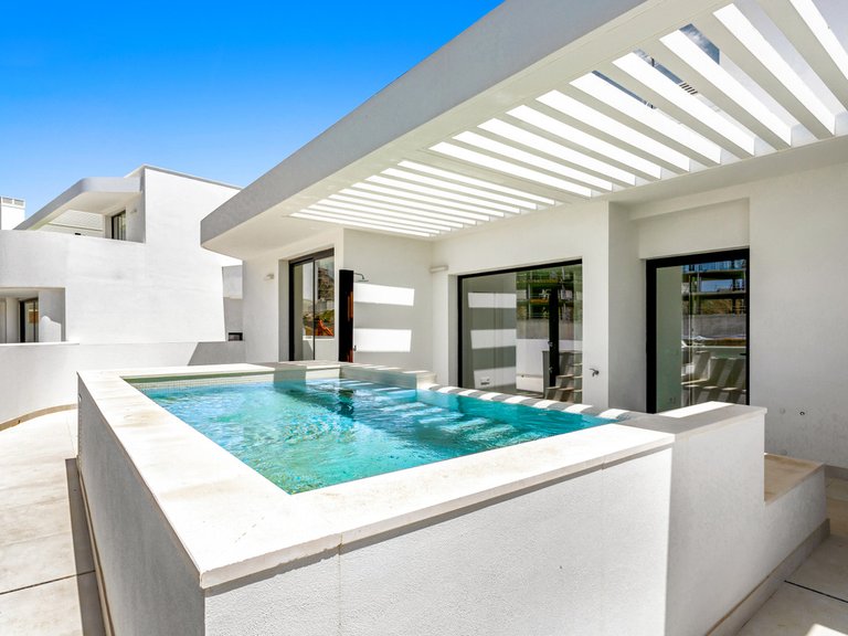 Apartment for Sale in Fuengirola, Malaga 2
