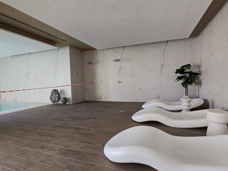 Apartment for Sale in New Golden Mile, Malaga 16