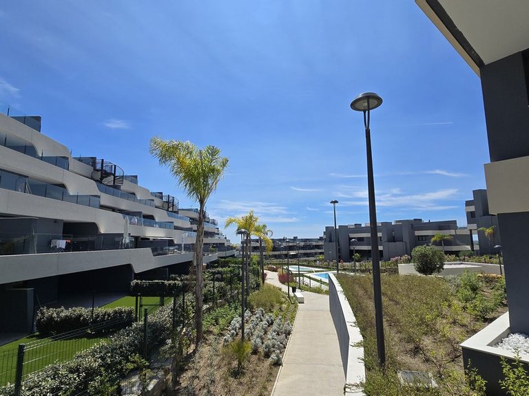 Apartment for Sale in New Golden Mile, Malaga 18