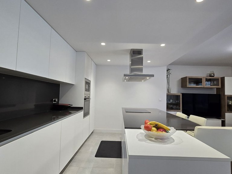 Apartment for Sale in New Golden Mile, Malaga 24