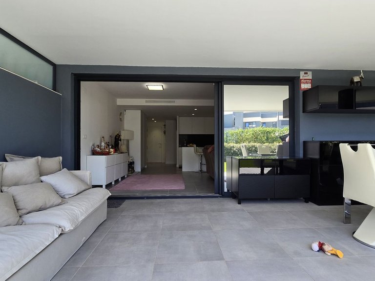 Apartment for Sale in New Golden Mile, Malaga 5
