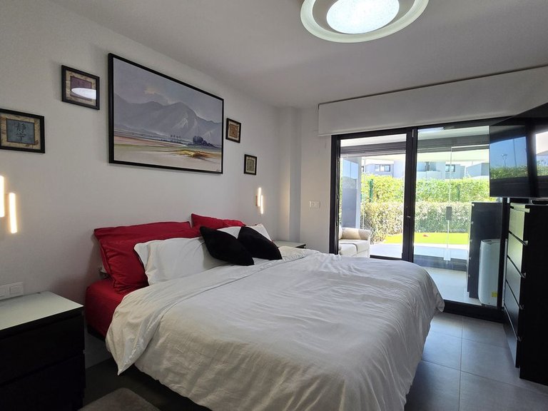 Apartment for Sale in New Golden Mile, Malaga 8