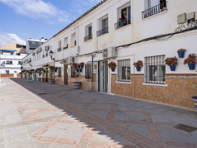Apartment for Sale in Los Boliches, Malaga 25