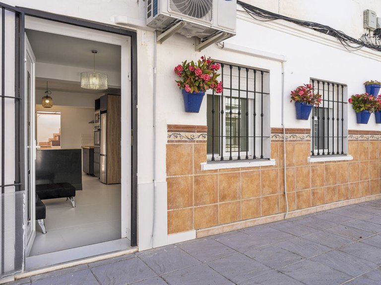 Apartment for Sale in Los Boliches, Malaga 5