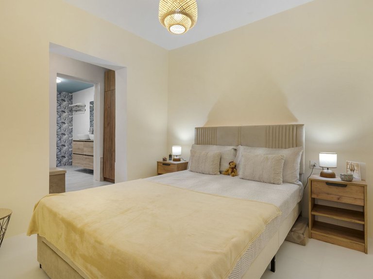 Apartment for Sale in Los Boliches, Malaga 9