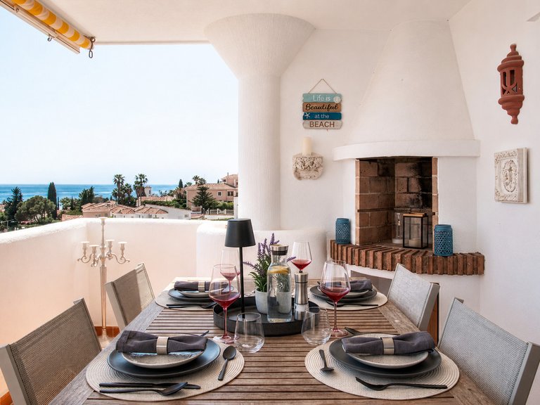 Apartment for Sale in Calahonda, Malaga 1