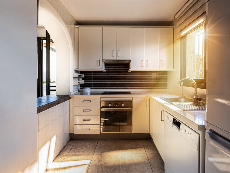 Apartment for Sale in Calahonda, Malaga 4