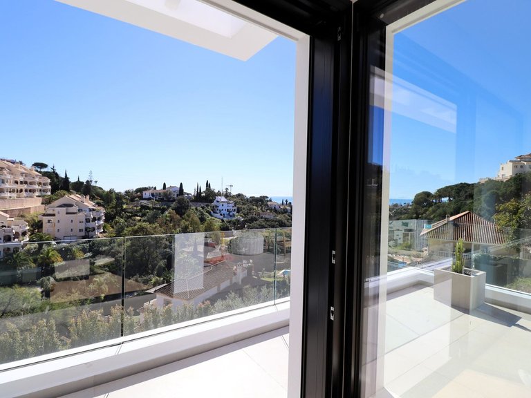 Villa for Sale in Elviria, Malaga 19