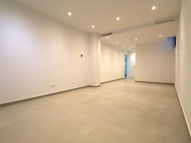 Villa for Sale in Elviria, Malaga 25