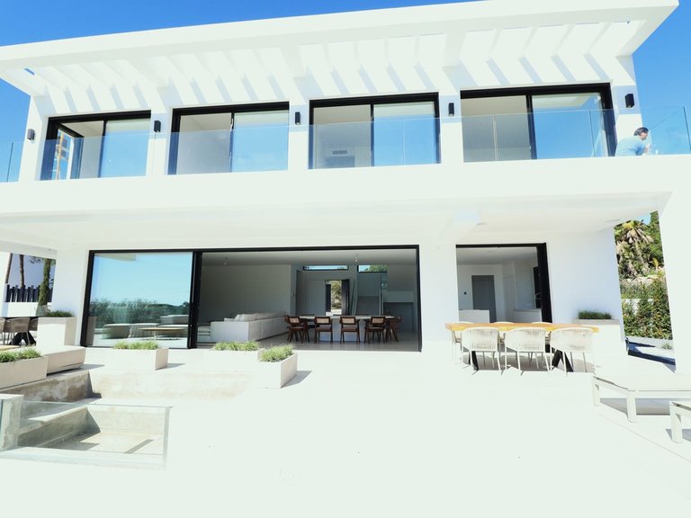 Villa for Sale in Elviria, Malaga 35